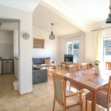 Appartement Resitour - Regina Gardens à Paphos Extérieur photo